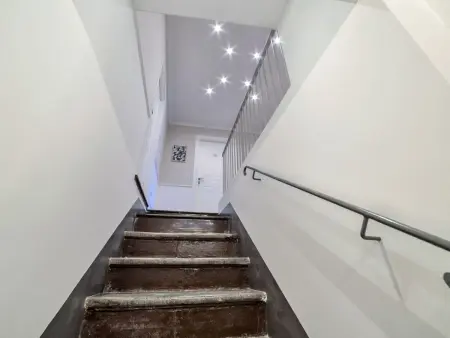 Großes Appartement in Ragusa mit Kleinem Balkon - Photo 9