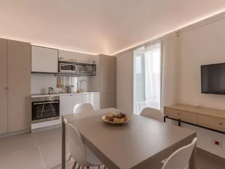 Großes Appartement in Ragusa mit Kleinem Balkon - Photo 12