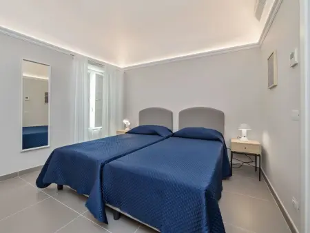 Großes Appartement in Ragusa mit Kleinem Balkon - Photo 13