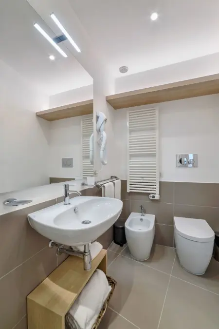 Großes Appartement in Ragusa mit Kleinem Balkon - Photo 21