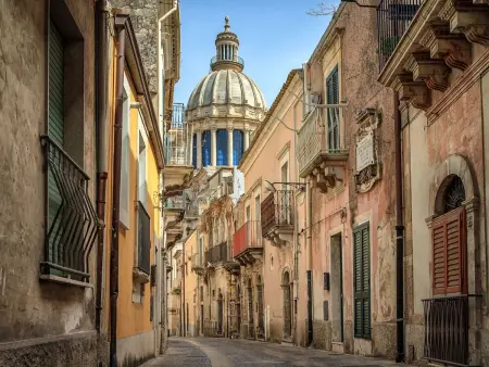 Großes Appartement in Ragusa mit Kleinem Balkon - Photo 47