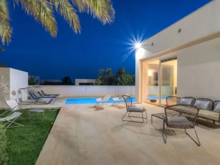 in Ragusa mit Möblierter Terrasse, Maison 6 personnes à Marina di Ragusa - Photo 11