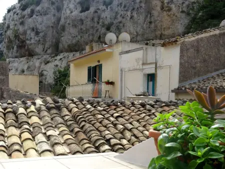 Gemütliches Haus in Scicli mit Panoramaterrasse - Photo 2