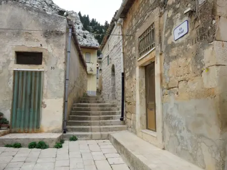 Gemütliches Haus in Scicli mit Panoramaterrasse - Photo 23