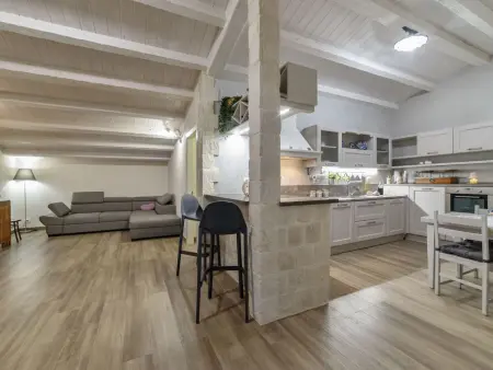 Appartement in Donnalucata mit Möblierter Terrasse und Meerblick - Photo 10