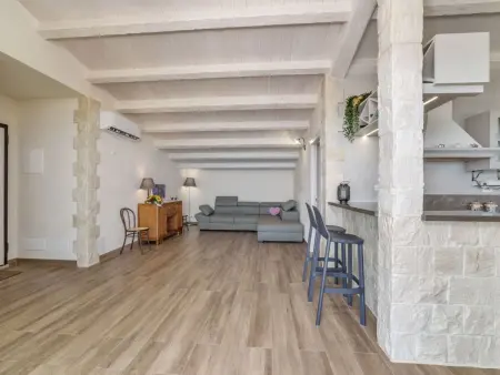Appartement in Donnalucata mit Möblierter Terrasse und Meerblick - Photo 23