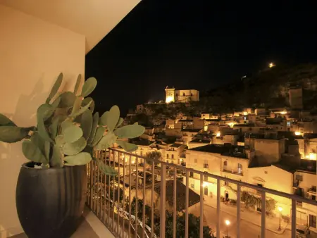 Nettes Appartement in Scicli mit Möblierter Terrasse - Photo 24