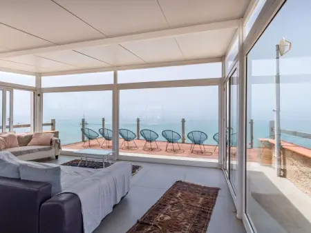 Poseidon, Villa am Meer mit Panoramaterrasse, Maison 16 personnes à Scicli - Photo 5