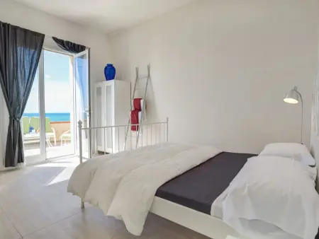Poseidon, Villa am Meer mit Panoramaterrasse, Maison 16 personnes à Scicli - Photo 8