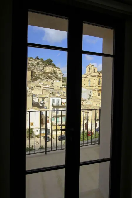 Aristoteles, Wohnung mit Blick in die Nähe des Zentrums von Scicli - Photo 17