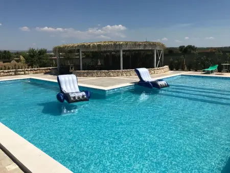 Villa 'Antica Aia' mit privatem Pool, Maison 12 personnes à Scicli - Photo 1