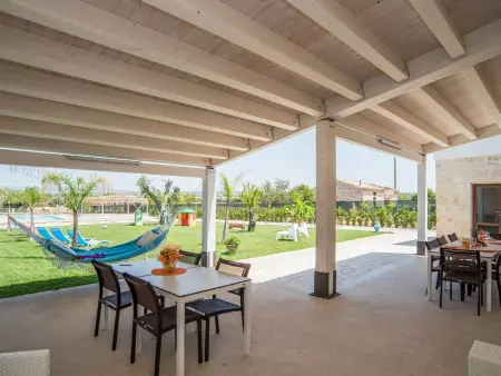 Villa 'Antica Aia' mit privatem Pool, Maison 12 personnes à Scicli - Photo 3
