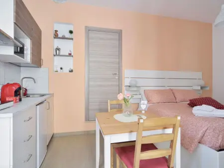 Romantisches Zimmer mit Jacuzzi, Appartement 2 personnes à Scicli - Photo 4