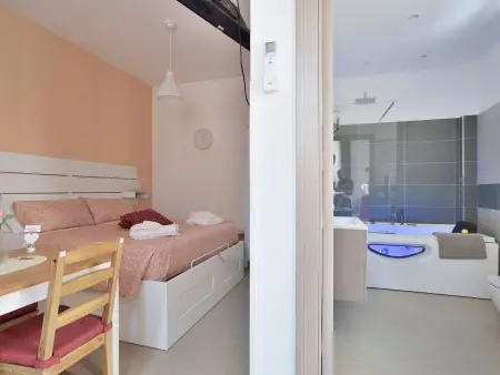 Romantisches Zimmer mit Jacuzzi, Appartement 2 personnes à Scicli - Photo 6