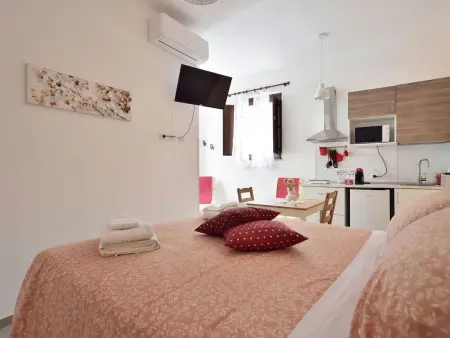 Romantisches Zimmer mit Jacuzzi, Appartement 2 personnes à Scicli - Photo 8