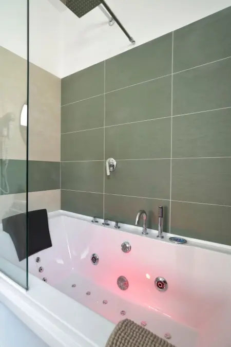 Romantisches Zimmer mit Jacuzzi, Appartement 2 personnes à Scicli - Photo 11