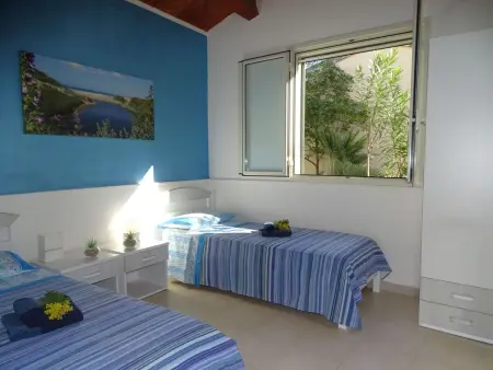 Schöner zentraler Bungalow direkt am Sandstrand auf Sizilien - Photo 13