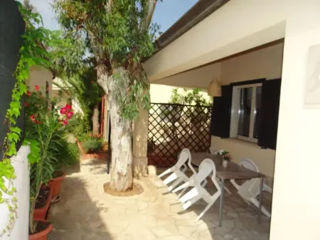 Schöner zentraler Bungalow direkt am Sandstrand auf Sizilien - Photo 20