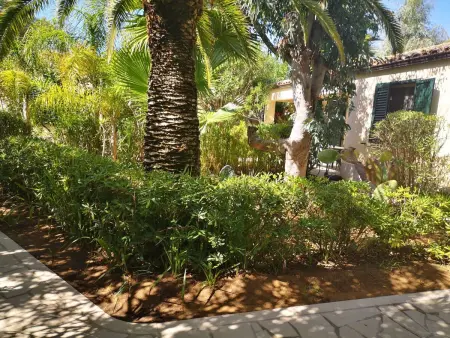 Schöner zentraler Bungalow direkt am Sandstrand auf Sizilien - Photo 14
