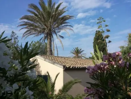 Schöner zentraler Bungalow direkt am Sandstrand auf Sizilien - Photo 21