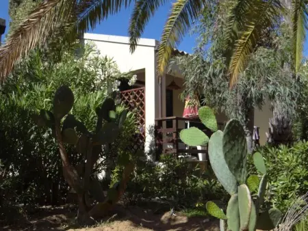 Schöner zentraler Bungalow direkt am Sandstrand auf Sizilien - Photo 5
