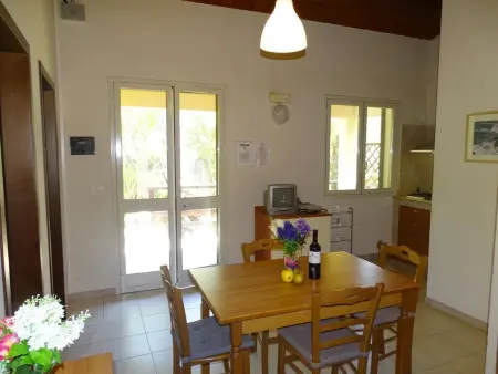 Schöner zentraler Bungalow direkt am Sandstrand auf Sizilien - Photo 8