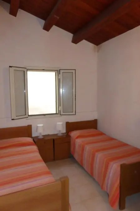 Schöner zentraler Bungalow direkt am Sandstrand auf Sizilien - Photo 13