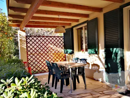 Schöner zentraler Bungalow direkt am Sandstrand auf Sizilien - Photo 16
