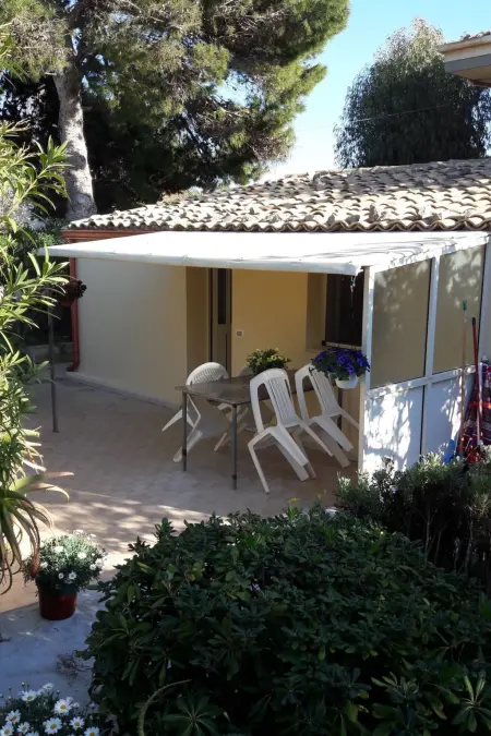 Kleines ruhiges Ferienhaus direkt am Meer, Maison 3 personnes à Marina di Modica - Photo 6