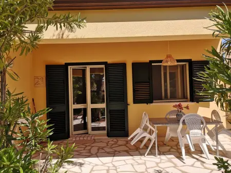 Schöner, neuer und zentraler Bungalow direkt am Sandstrand auf Sizilien - Photo 4