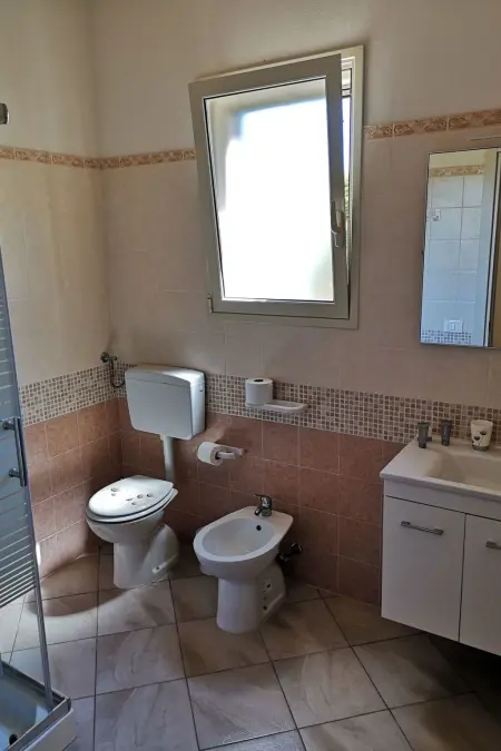 Schöner, neuer und zentraler Bungalow direkt am Sandstrand auf Sizilien - Photo 11