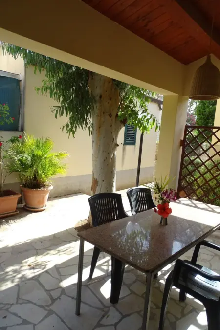 in Marina Di Modica mit Großer Terrasse, Maison 4 personnes à Marina di Modica - Photo 3