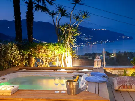 Ferienvilla mit Whirlpool, Maison 8 personnes à Taormina - Photo 8