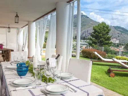Ferienvilla mit Whirlpool, Maison 8 personnes à Taormina - Photo 12