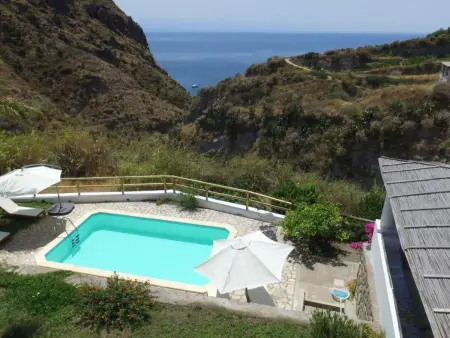 Ausgezeichnete Villa mit Schwimmbad, Panoramaterrassen - Photo 4