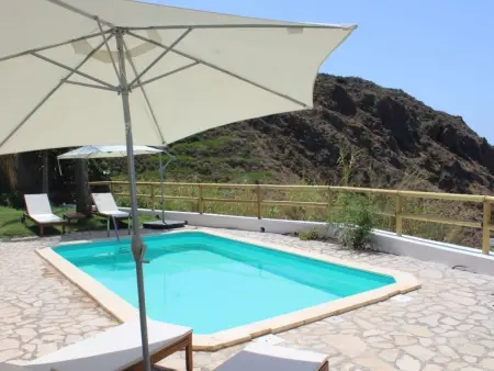Ausgezeichnete Villa mit Schwimmbad, Panoramaterrassen - Photo 15