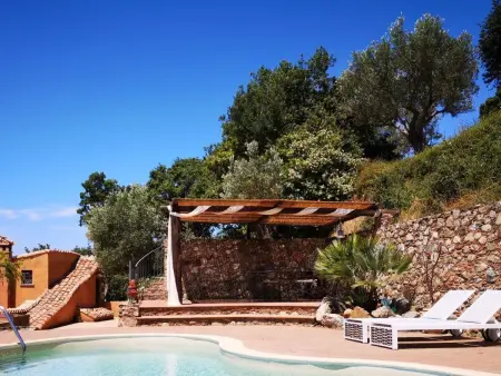 Wunderschöne Villa dei Feaci mit Pool, Maison 4 personnes à Lamezia Terme - Photo 1