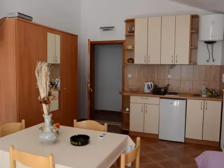 Studioapartment Lazarevic mit Balkon, Appartement 4 personnes à Bigova - Photo 11