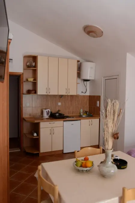 Studioapartment Lazarevic mit Balkon, Appartement 4 personnes à Bigova - Photo 26