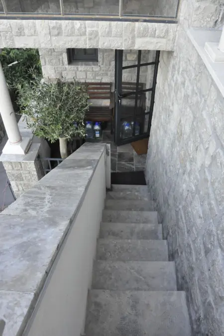 in Zelinika mit Großer Terrasse, Maison 6 personnes à Herceg Novi - Photo 8