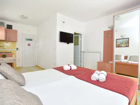 Studio-Apartment mit Balkon, Appartement 2 personnes à Tivat - Photo 3