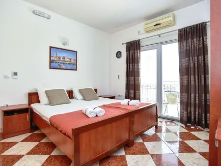 Studio für 2 Personen, Appartement 2 personnes à Tivat - Photo 4