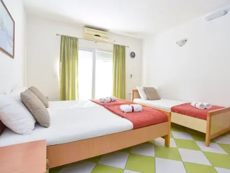 Studio-Apartment mit Balkon, Appartement 3 personnes à Tivat - Photo 1