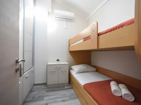 Wohnung mit Dachterrasse, Appartement 4 personnes à Tivat - Photo 4
