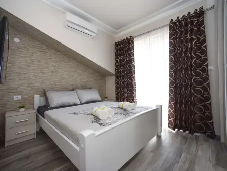 Wohnung mit Dachterrasse, Appartement 4 personnes à Tivat - Photo 7