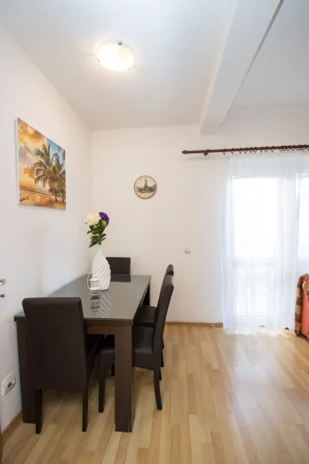 Fünf-Bett-Appartement, Appartement 5 personnes à Bar - Photo 5