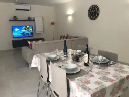 3. Appartement mit Meerblick in Strandnähe, Appartement 4 personnes à Marsascala - Photo 4