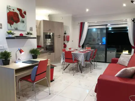 Klimatisierte Wohnung mit Grill und Terrasse, Appartement 5 personnes à Marsascala - Photo 17