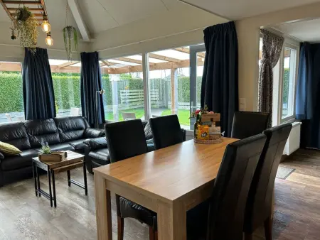 in einem familienfreundlichen Ferienpark, Maison 5 personnes à Stavenisse - Photo 6