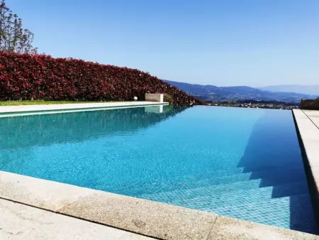 Fabelhafter Pool in einer atemberaubenden Landschaft - Photo 15